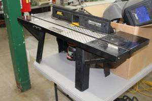 lot 25 image: Sears Craftsman Router  with Wolfcraft Router Table 540