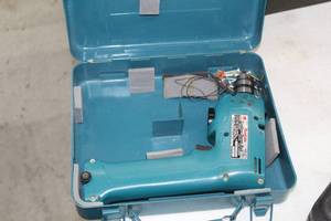lot 30 image: Makita 6012HD 9.6V Cordless Driver Drill  with Case
