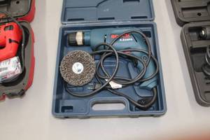 lot 64 image: Bosch 10005VSR 38 Drill  with Case