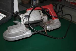 lot 89 image: Milwaukee 6227 Bandsaw Heavy Duty
