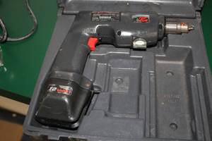 lot 88 image: Skil 2735 12V Cordless Professional 38 Drill & Driver  with Case