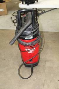 lot 138 image: Husky 1750 Power Washer Pressure Washer 1300-1750PSI
