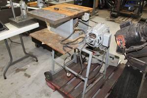 lot 148 image: Craftsman Table Saw