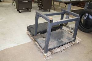 lot 149 image: Metal Rolling Workstation Base