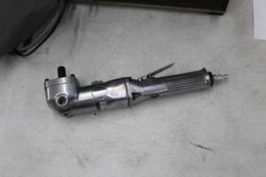 lot 150 image: Northern Industrial Tools Pneumatic Angle Sander