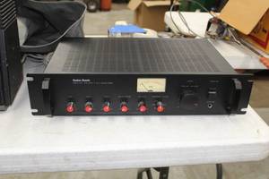 lot 170 image: Radio Shack 100 Watt P.A. Amplifier MPA-101