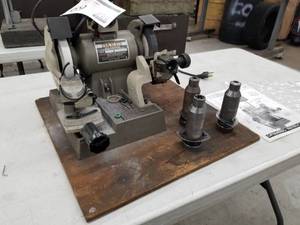 lot 69 image: Darex 48210A Drill Sharpener  with Operating Instructions