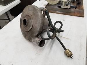 lot 189 image: Hild Floor Machine Co. Inc. Blower