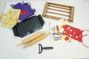 kitchen utensils