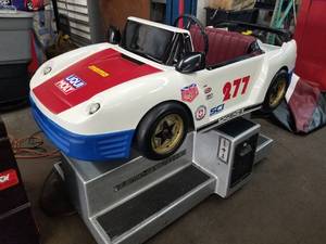 lot 951 image: Elektro-Mobiltechnik Magnum Walker Urban Outlaw #277 Porsche Car Childrens Rider 5Lx32Wx41H