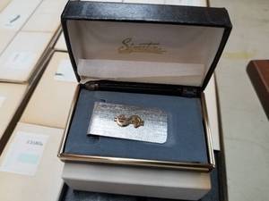 lot 1028 image: Lot of (36) Money Clips