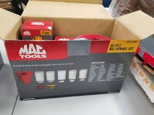 lot 1047 image: Mac Tools Oil Funnel Set 8-piece SD1270S8