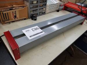 lot 982 image: Kidder Plastic BenderHeaterStrip Heater EX-1