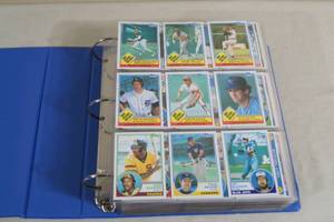 lot 119 image: Binder of 1983 Topps Baseball Cards - Great Condition
