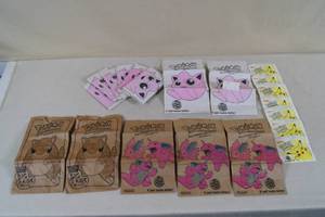 lot 31 image: Burger King Pokemon Kids Meal Bags - Color