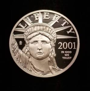 2001 LIBERTY STERLING SILVER ROUND PLATINUM LAYERED 26grams