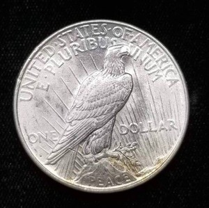 1922-D PEACE SILVER DOLLAR UNC