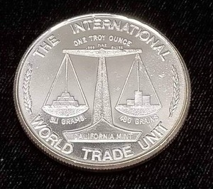 1 TROY OZ .999 FINE SILVER HIGHLAND MINT LOCOMOTIVE