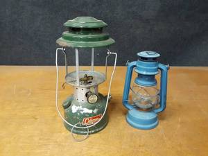 lot 1062 image: Pair of Vintage Lanterns