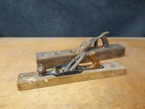 lot 1078 image: Lot of (2) Antique Block Planes - Longest is about 24