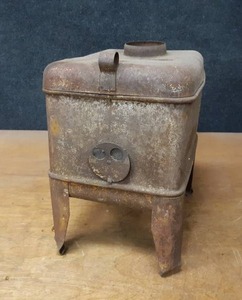 lot 1091 image: Vintage Mini Wood Burning Stove - Measures about 12 x 11 x 8 - Seems Solid