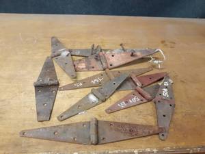 lot 1110 image: Large Lot of Barn Door Hinges - Longest is about 16
