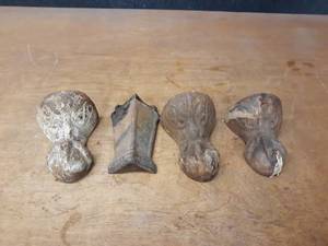 lot 1112 image: Lot of (3) Cast Iron Claw Foot Tub Feet and (1) Square Cast Iron Foot