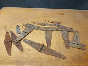 lot 1214 image: Lot of Vintage Barn Door Hinges - Longest is about 15 Long