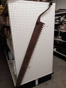 lot 1303 image: Antique Saw w Cast Iron Handle - About 70 Overall