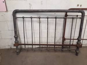 lot 1333 image: Antique Brass and Iron Headboard and Footboard