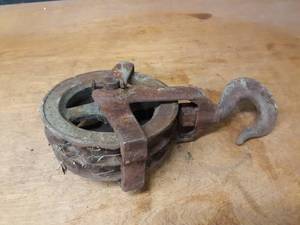 lot 1363 image: Large Cast Iron Pulley - Overall about 15 x 9 x 5