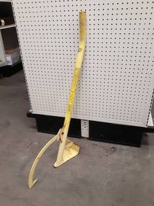 lot 1377 image: Oregon Log Jaw Log Turner - About 39 Tall