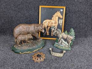 lot 1246 image: Lot of Home Decor and More