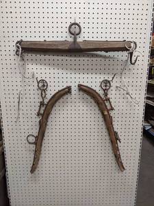 lot 1266 image: Horse Hames (25 long) and HorseOxen Evener (27 long)
