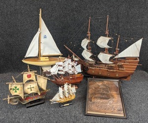 lot 1268 image: Lot of 5 Model Ships with Copper Wall Hanging in Frame