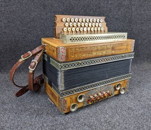 lot 1007A image: Antique Accordion in Case - SPECTACULAR Shape Host Your Own Polka Party