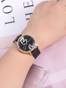 Rhinestone Decor Round Pointer Quartz Watch