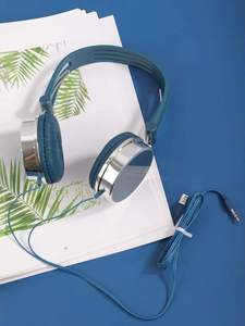 Minimalist Wired Headset
