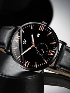 Men Simple Round Pointer Quartz Watch