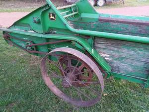lot 3 image: John Deere Model R Ground Driven Manure Spreader - Lawn Ornament Only
