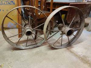 lot 7 image: Pair of 28-inch Vintage Steel Implement Wheels