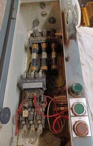 lot 28 image: Allen-Bradley Switch Box