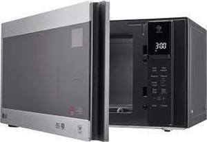 lot 59 image: LG - NeoChef 0.9 Cu. Ft. Compact Microwave with EasyClean - Stainless steel