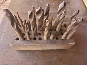lot 35 image: Collection of Vintage Drill Bits