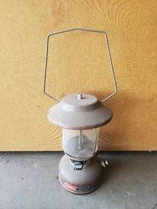 lot 41 image: Vintage Coleman Lantern