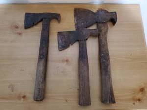 lot 117 image: Three Carpenter Hatchets