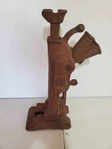 lot 6 image: Antique 310 Simplex Railroad Jack