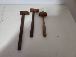 lot 141 image: Three Vintage Hammers