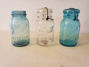 lot 299 image: Three Vintage Mason Jars