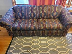 lot 315 image: Hillcraft Sleeper Sofa